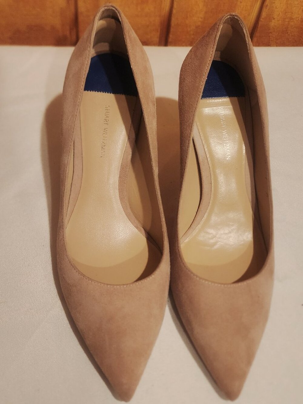 Stuart Weitzman Beige Suede Kitten Pumps Vero Cuoio - Size 7